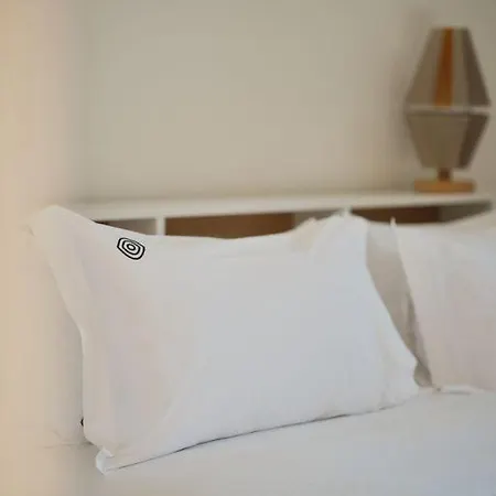 Look Living, Design