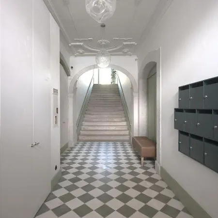 Look Living, Design 4*