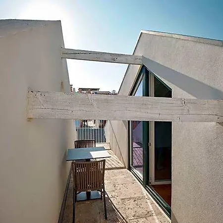 Look Living, Design