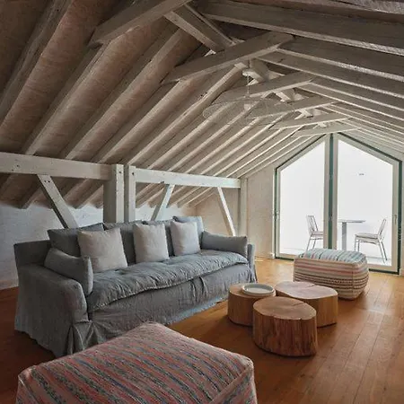 Look Living, Design